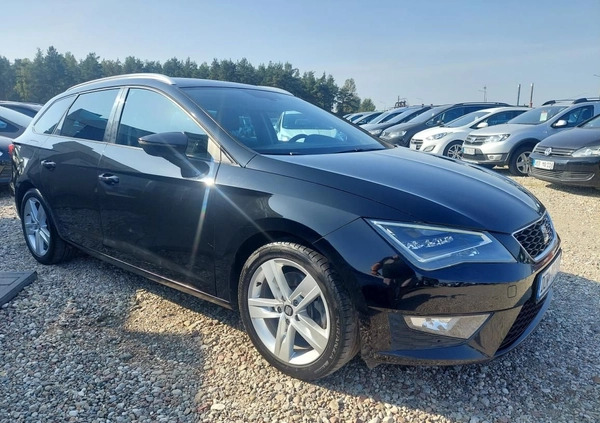 Seat Leon cena 47900 przebieg: 238000, rok produkcji 2016 z Lębork małe 742